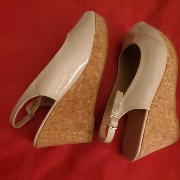 Shoes - Picture 2 of 3